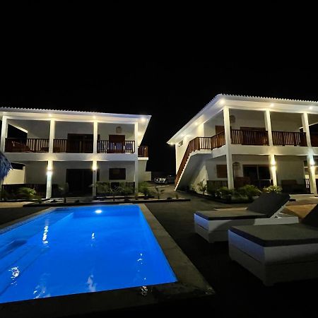 N-Joy Residence Curacao - Nieuwe Appartementen Met Zwembad Jan Thiel Екстер'єр фото